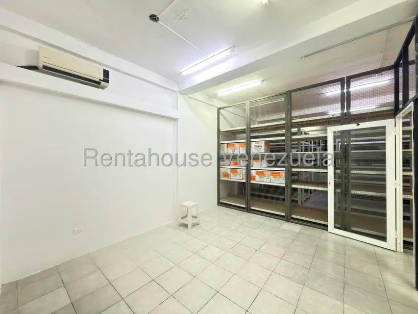 Local Comercial en Alquiler en Zona Industrial 1, Lara - 9