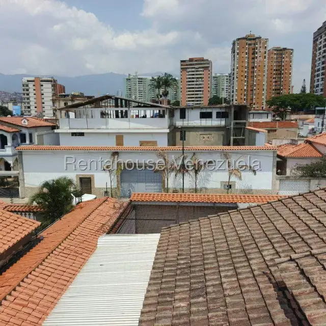 Casa (Duplex) en Venta en El Paraiso, Distrito Metropolitano - 11