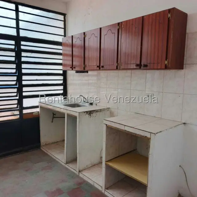 Casa (Duplex) en Venta en El Paraiso, Distrito Metropolitano - 16