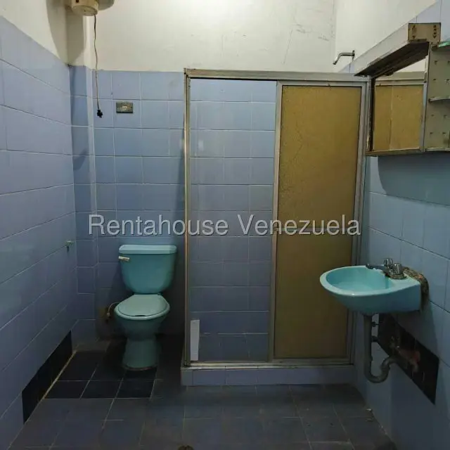 Casa (Duplex) en Venta en El Paraiso, Distrito Metropolitano - 21