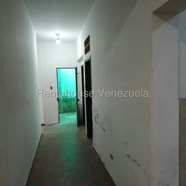 Casa (Duplex) en Venta en El Paraiso, Distrito Metropolitano - 40