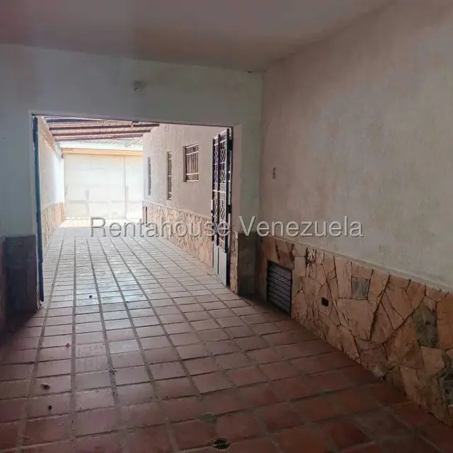Casa (Duplex) en Venta en El Paraiso, Distrito Metropolitano - 5