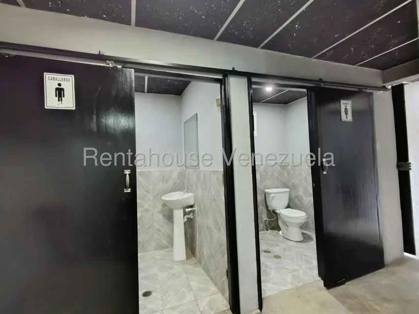 Comercial (Local Comercial) en Venta en Centro, Aragua - 27