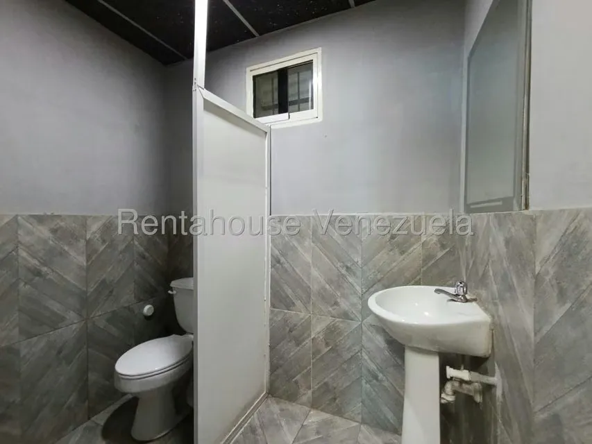 Comercial (Local Comercial) en Venta en Centro, Aragua - 28