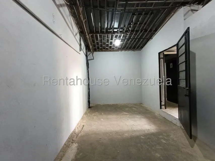 Comercial (Local Comercial) en Venta en Centro, Aragua - 35