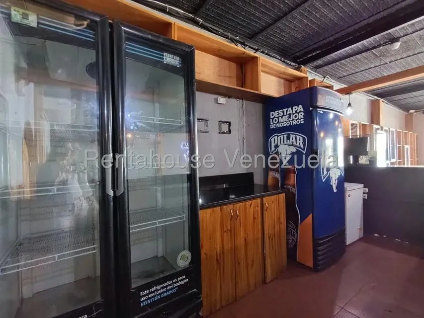 Comercial (Local Comercial) en Venta en Centro, Aragua - 41