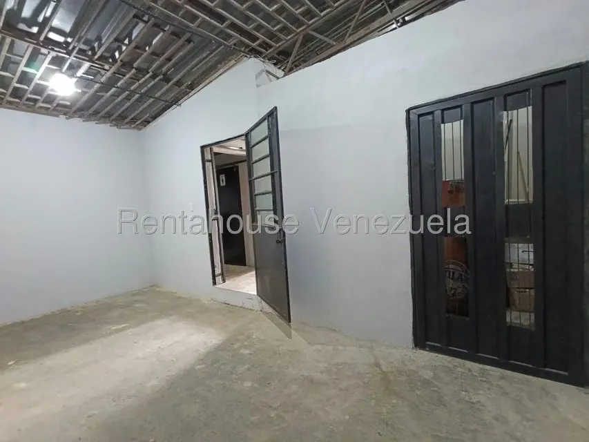 Comercial (Local Comercial) en Venta en Centro, Aragua - 68