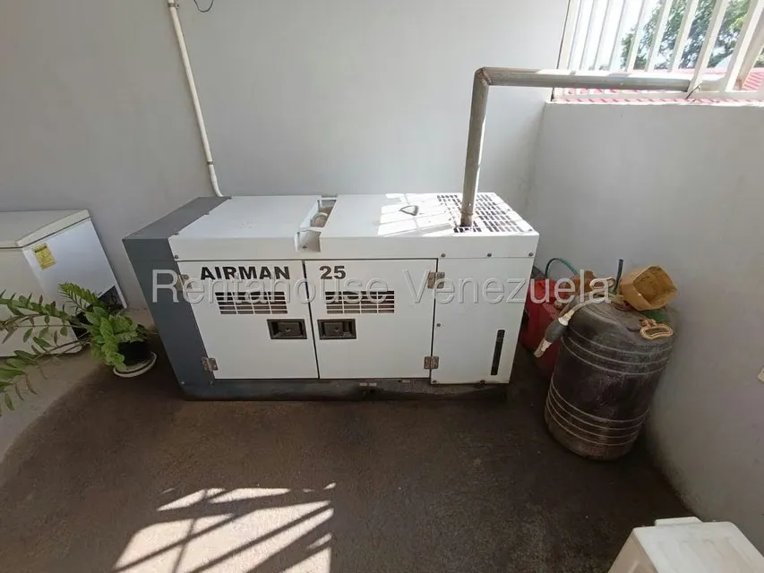 Comercial (Local Comercial) en Venta en Centro, Aragua - 71