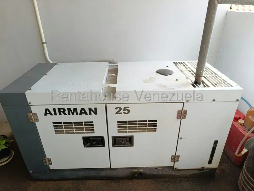 Comercial (Local Comercial) en Venta en Centro, Aragua - 73