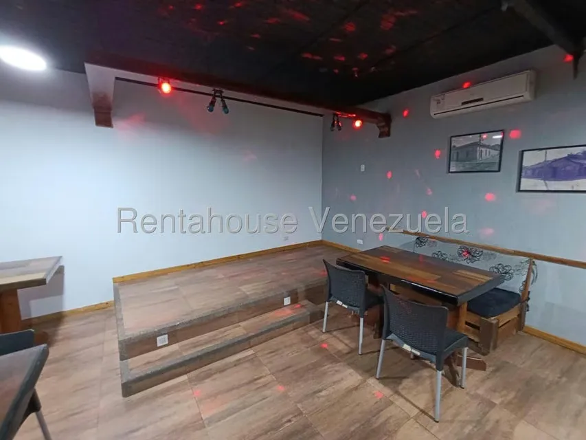 Comercial (Local Comercial) en Venta en Centro, Aragua - 77