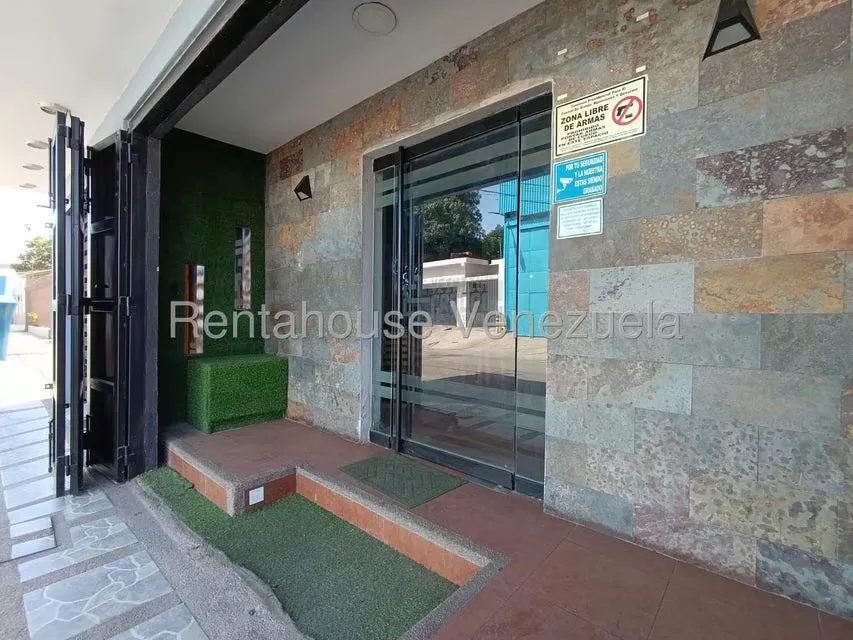 Comercial (Local Comercial) en Venta en Centro, Aragua - 96
