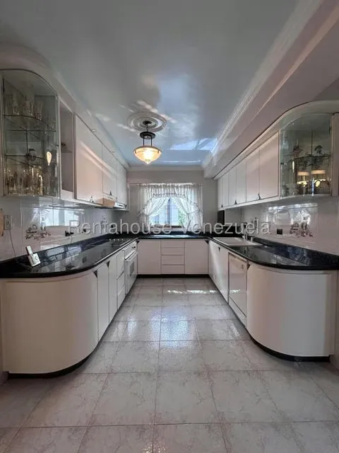 Apartamento (Duplex) en Venta en Terrazas del Avila, Distrito Metropolitano - 6