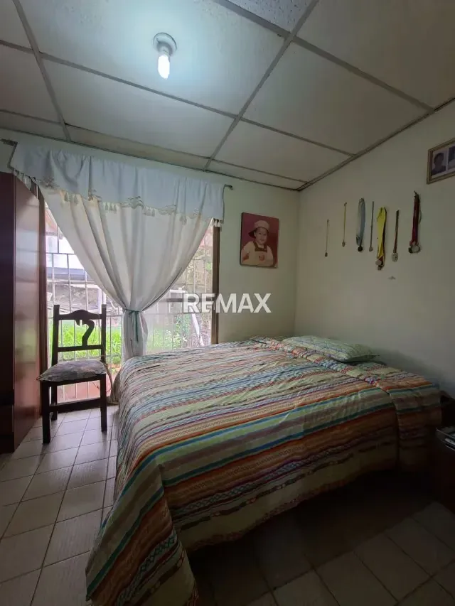 CASA EN VENTA - 11