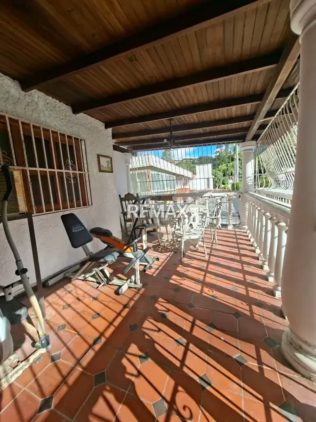CASA EN VENTA - 17