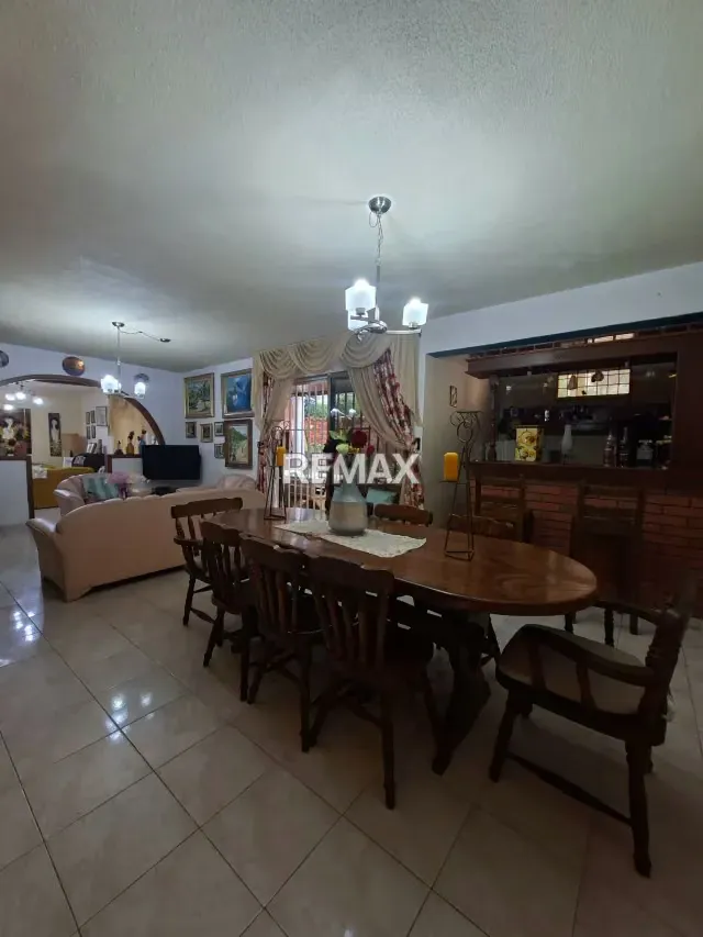 CASA EN VENTA - 6