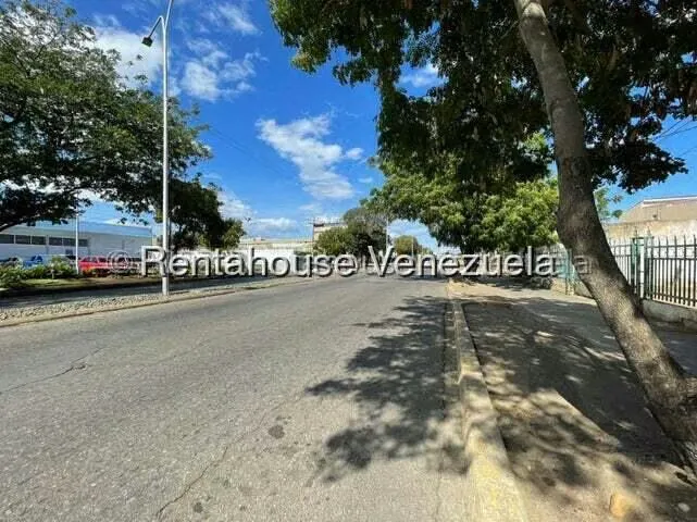 Terreno (Comercial) en Venta en Centro, Falcon - 12
