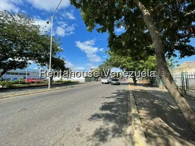 Terreno (Comercial) en Venta en Centro, Falcon - 14