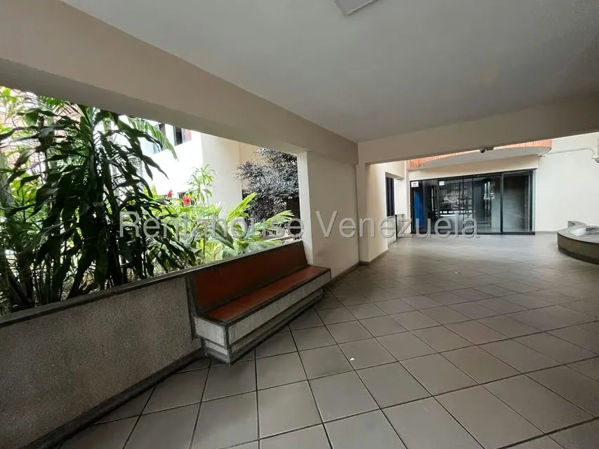 Apartamento (1 Nivel) en Venta en Los Mangos, Carabobo - 2