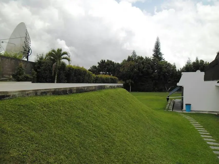 Casa (Multipes Niveles) en Venta en La Lagunita Country Club, Distrito Metropolitano - 80