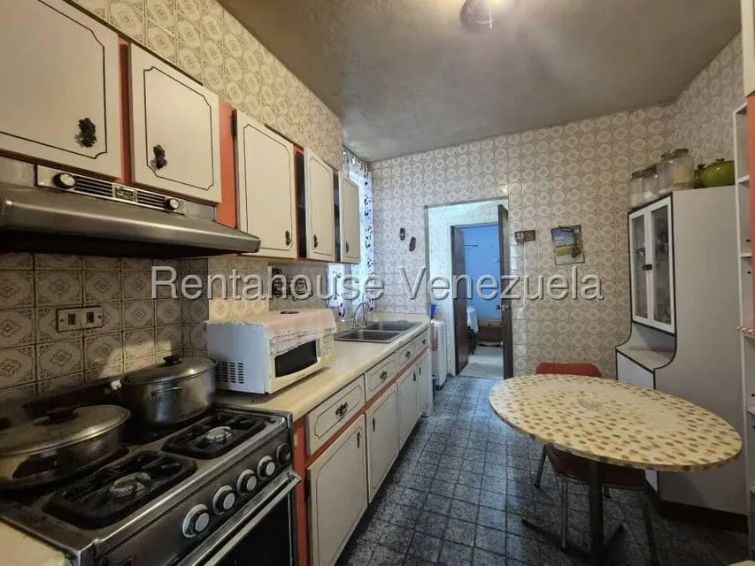 Apartamento (1 Nivel) en Venta en Parroquia La Candelaria, Distrito Metropolitano - 15