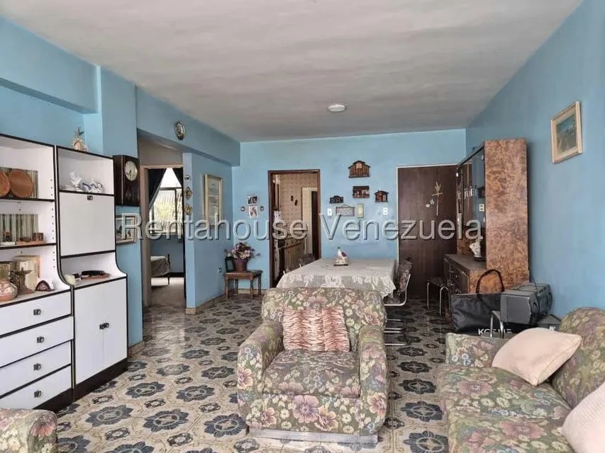 Apartamento (1 Nivel) en Venta en Parroquia La Candelaria, Distrito Metropolitano - 3