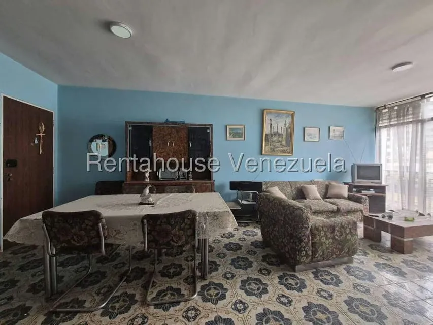 Apartamento (1 Nivel) en Venta en Parroquia La Candelaria, Distrito Metropolitano - 6