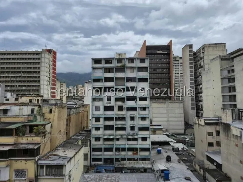 Apartamento (1 Nivel) en Venta en Parroquia La Candelaria, Distrito Metropolitano - 10
