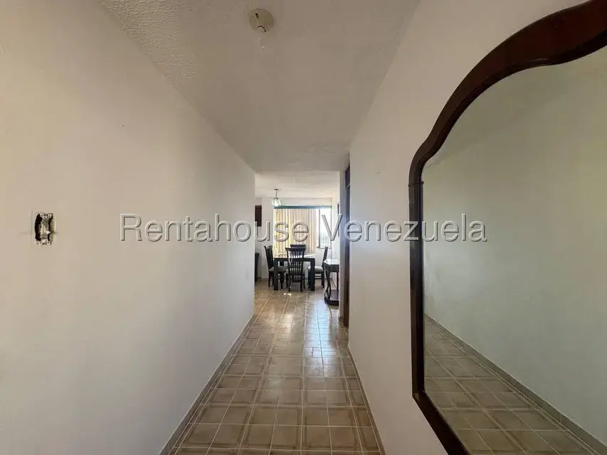 Apartamento (1 Nivel) en Venta en Intercomunal, Zulia - 2