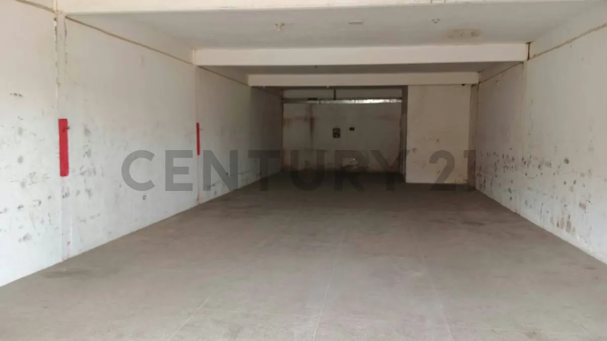 ¡Gran Oportunidad de Inversión! Centro Comercial Villa Betania - 4