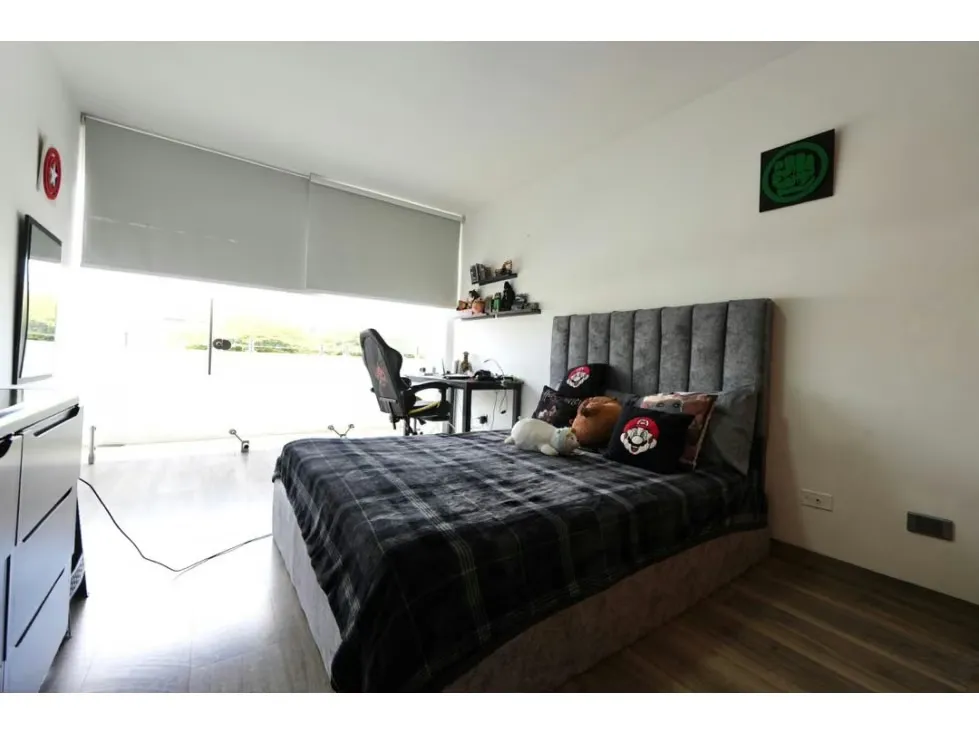 Venta de Casa Colinas de Vista Alegre Completamente Remodelada. 672m2. - 25