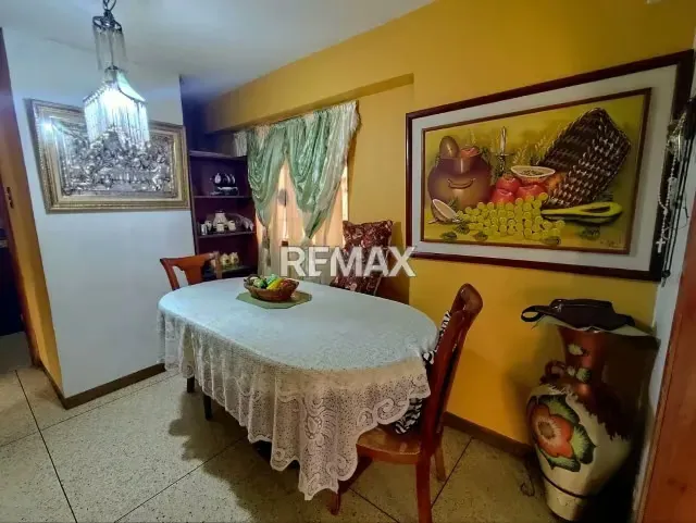 EN VENTA APARTAMENTO EN ALTAGRACIA - 7