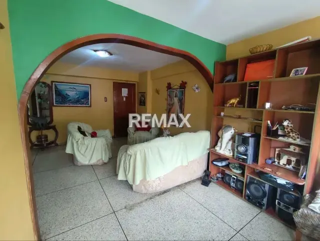 EN VENTA APARTAMENTO EN ALTAGRACIA - 9