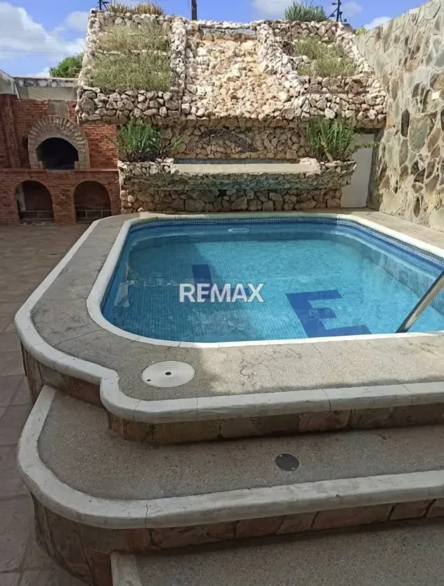 CASA CON PISCINA - 12