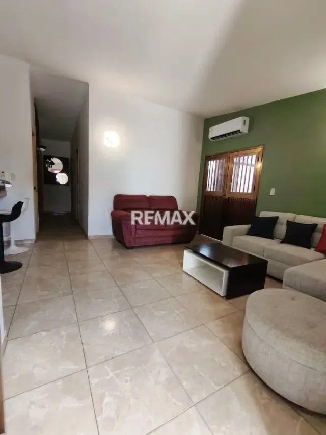 CASA CON PISCINA - 2