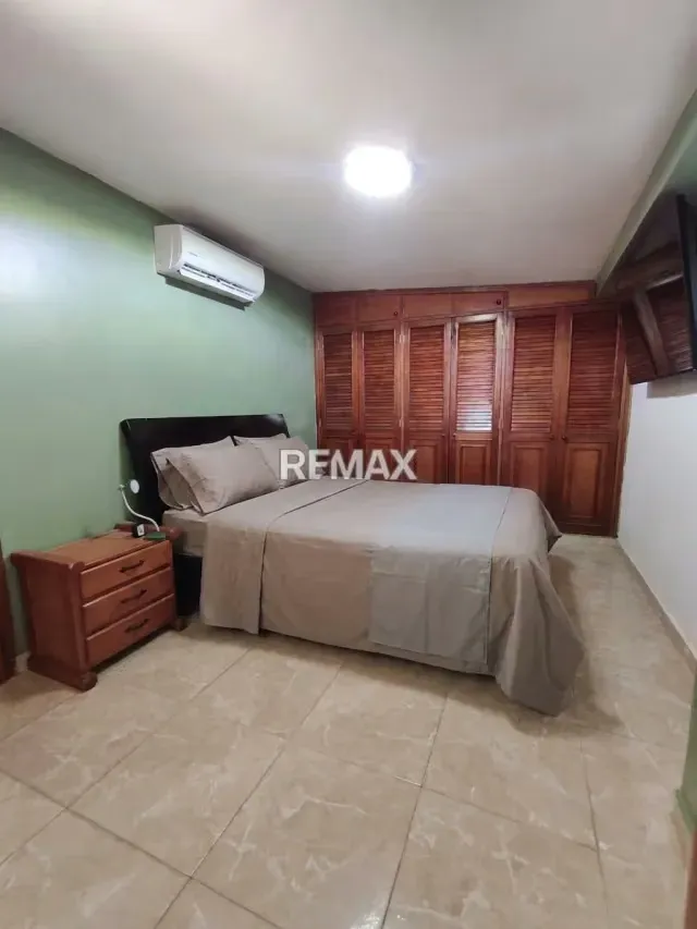 CASA CON PISCINA - 9