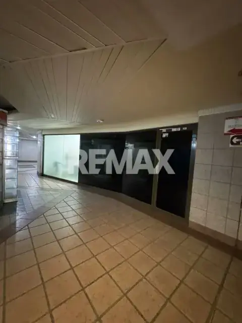 Se Vende Local Comercial en C.C Palacio de Eventos