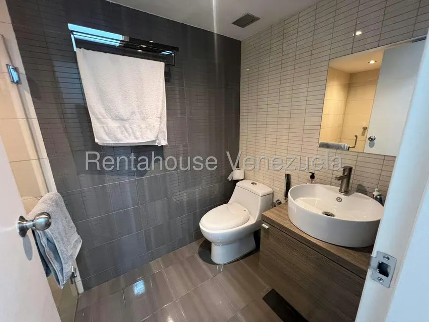 Apartamento (Penthouse) en Venta en San Bernardino, Distrito Metropolitano - 18