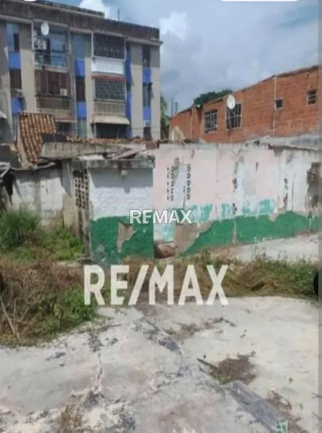 Venta Terreno esquina avenida principal Guacara de 1.584 mts2 - 14
