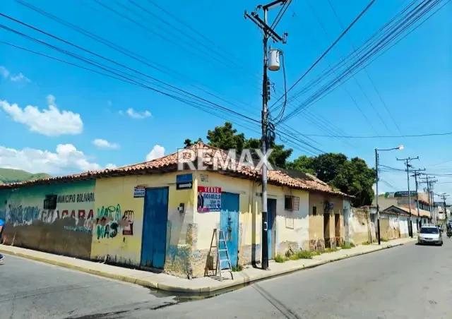 Venta Terreno esquina avenida principal Guacara de 1.584 mts2 - 5