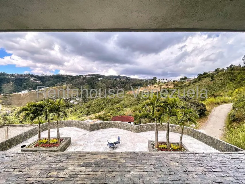 Casa (Duplex) en Venta en Club de Campo, Miranda - 36