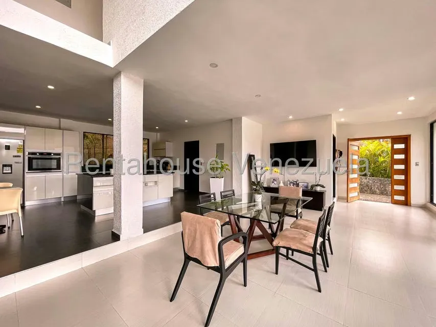 Casa (Duplex) en Venta en Club de Campo, Miranda - 10
