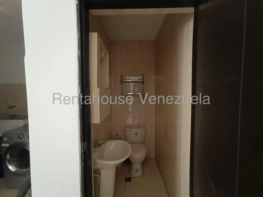 Townhouse (1 Nivel) en Venta en Carretera H, Zulia - 12