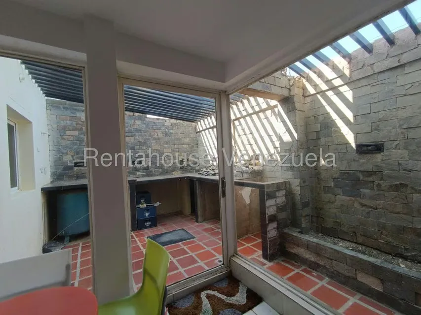 Townhouse (1 Nivel) en Venta en Carretera H, Zulia - 22