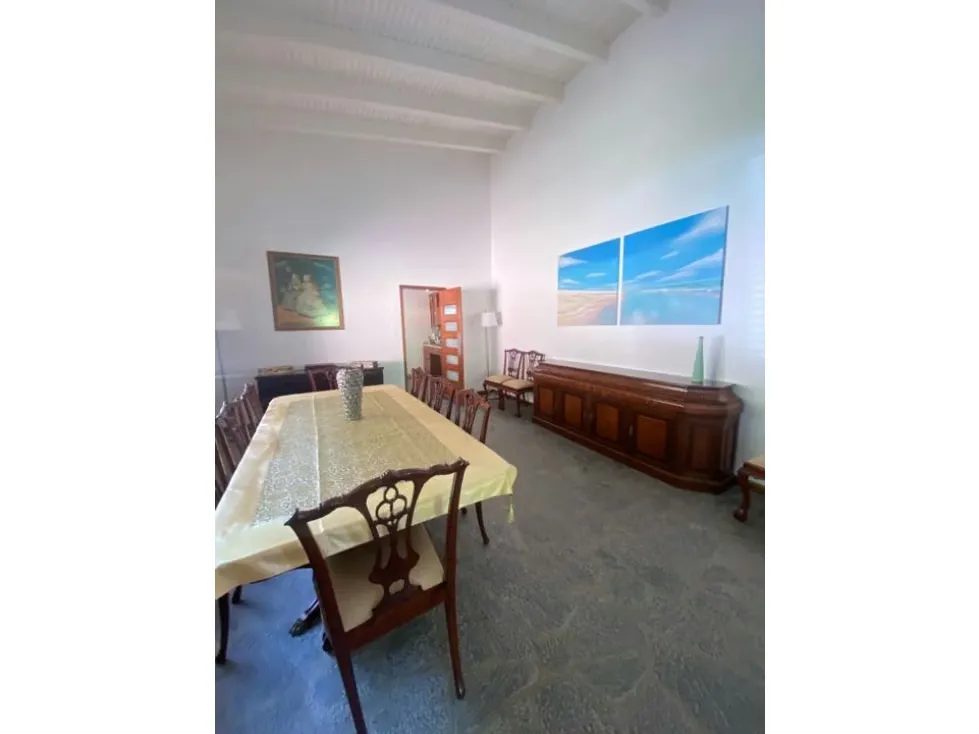 Se vende casa 680m2 4h+2s/7b/10p Cerro Verde 4377 - 30