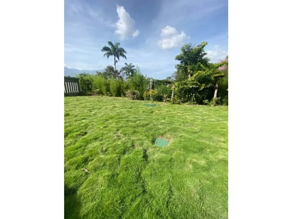 Se vende casa 680m2 4h+2s/7b/10p Cerro Verde 4377 - 32