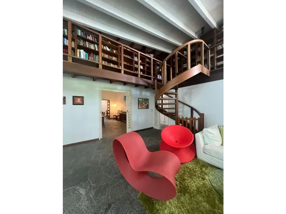 Se vende casa 680m2 4h+2s/7b/10p Cerro Verde 4377 - 56