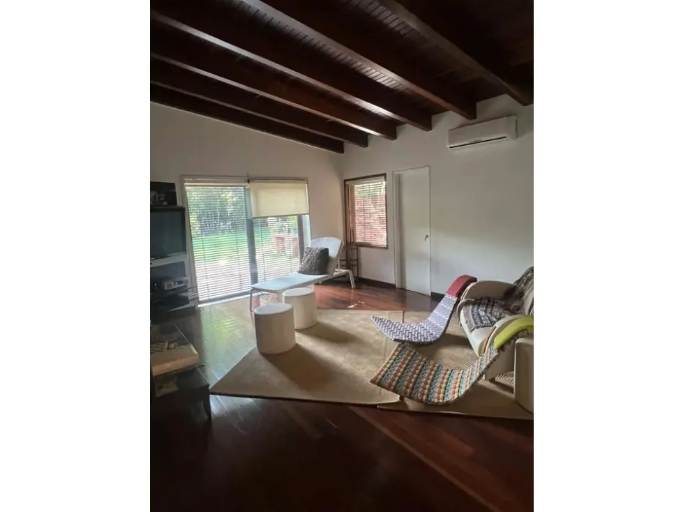 Se vende casa 680m2 4h+2s/7b/10p Cerro Verde 4377 - 58