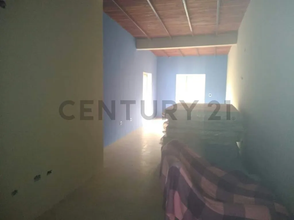Casa amplia para terminar a tu gusto para posada o familiar - 11