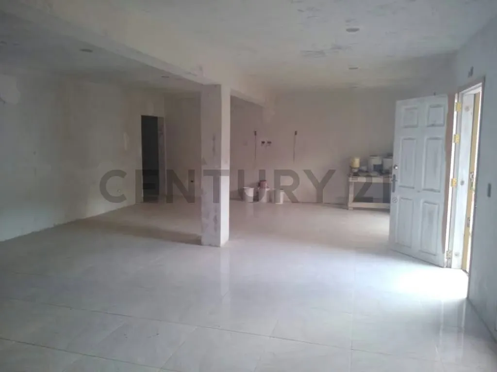 Casa amplia para terminar a tu gusto para posada o familiar - 3