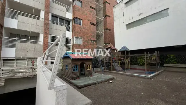 SE VENDE RES ALCAZAR UBICACIÓN EXCLUSIVA - 3